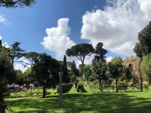 Der Garten der britischen Botschaft in Rom