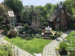 Natur im Garten in Loosdorf (Bild: ORF-Talk/TV/Lena Weithofer