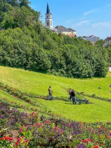 Vorbereitungen für die "Gartenzeit Wolfsegg"